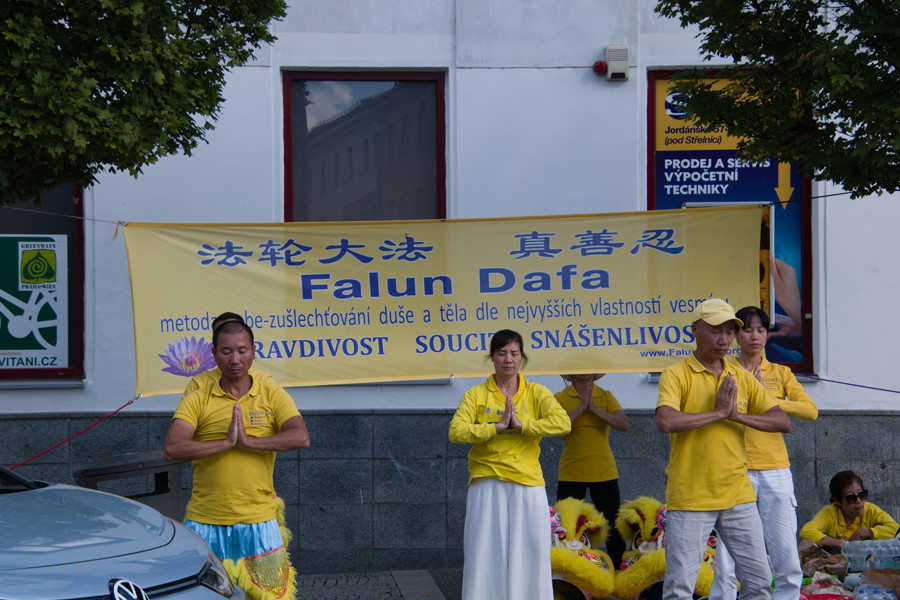 Falun Gong na Táborském setkání
