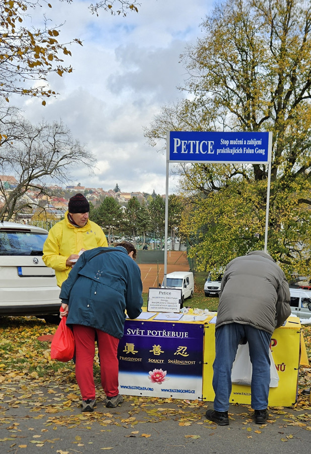 Petiční akce v Jedovnici