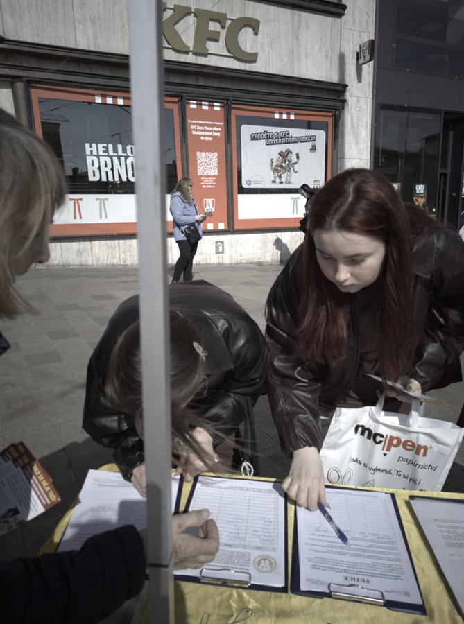 Petiční akce v Brně Petiční akce v Brně