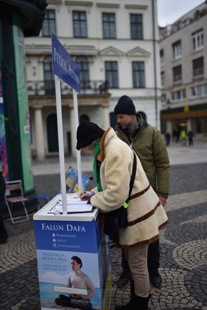 Petiční akce v Bratislavě