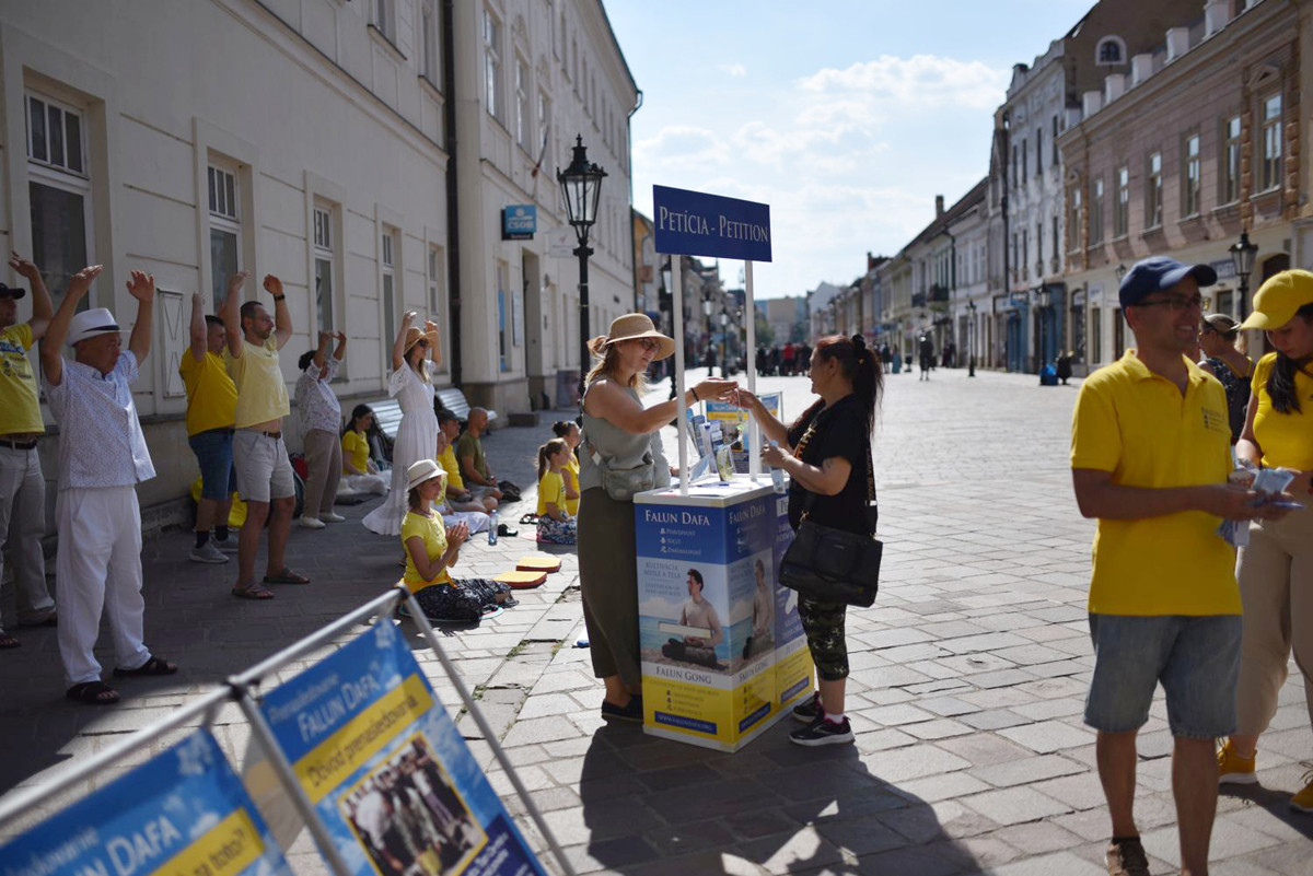Petiční akce v Košicích Petiční akce v Košicích